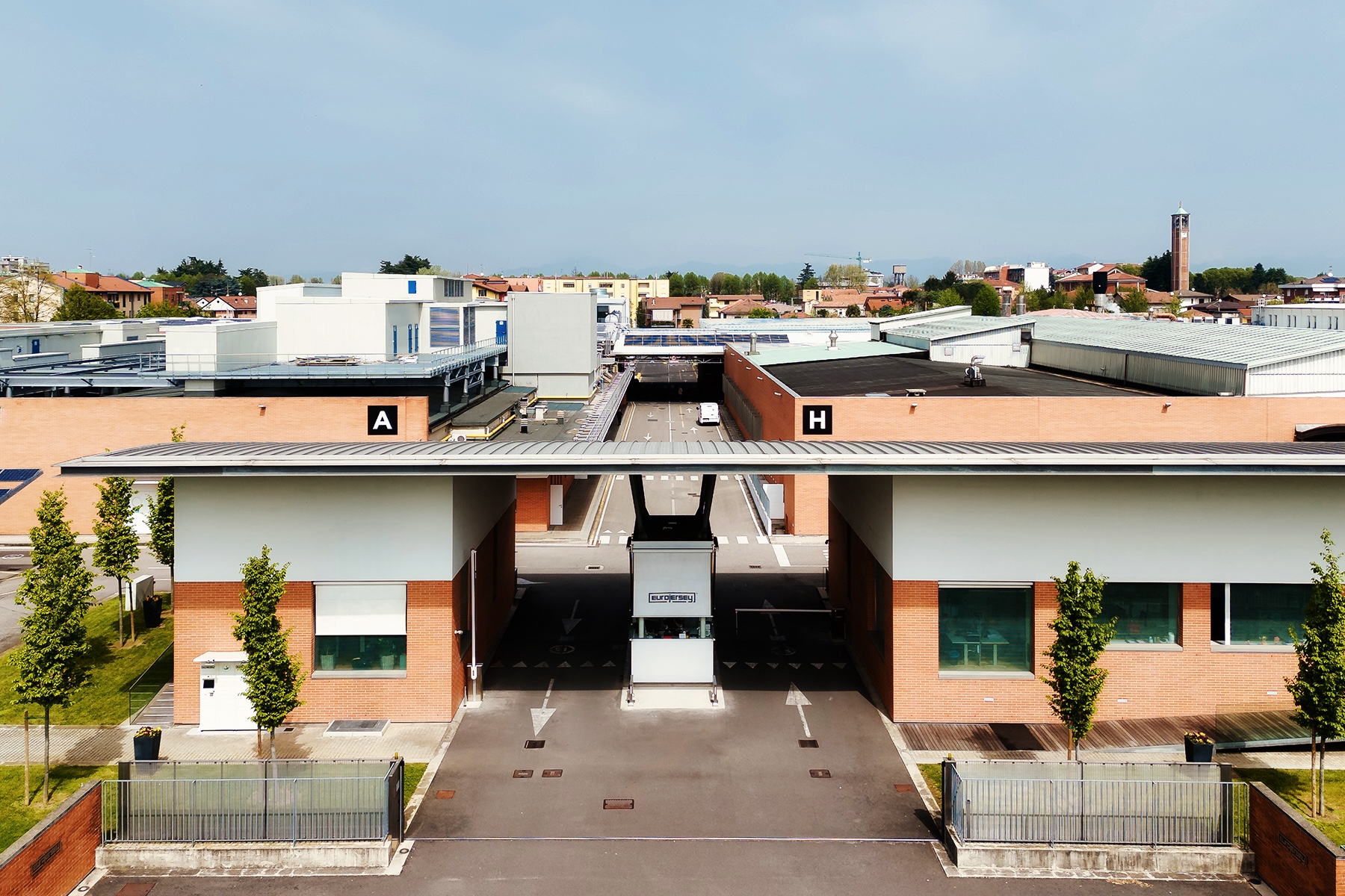 Eurojersey’s factory in Caronno Pertusella (VA), Italy. © Eurojersey